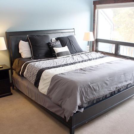 Pinecreek #E - 3 Bedroom - Pool And Hot Tub Access - Close To Town - Shuttle To Slopes Breckenridge Exterior foto